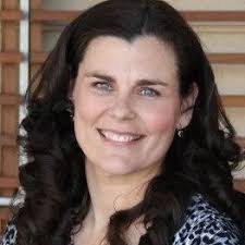 Liz Washington's Instagram, Twitter & Facebook