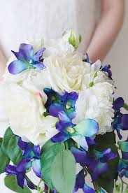 To bring your wedding floral dreams to life, begin with a rough idea of your wedding theme and colour scheme, the style of bouquets you are after, and your estimated flower budget. Artificial Vs Real Flowers For Your Wedding