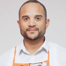 Cesar Evangelista (@C_Evangelista13)