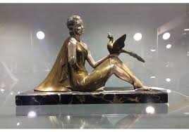 We hand select vintage items from all over the west coast that will add a touch of vintage to your modern home. Luxurious Art Deco Sculptures Vinterior