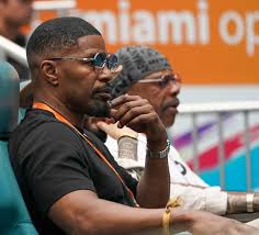 American rapper Nas attends US Open 2015 tennis match between Serena and  Venus Williams — Stock Editorial Photo © zhukovsky #83926806