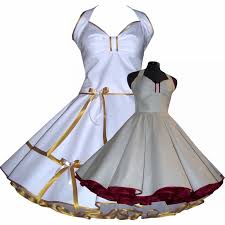 Check spelling or type a new query. 50er Jahre Weiss Od Creme Brautkleid Mit Satinbandfarbe Zur Wah