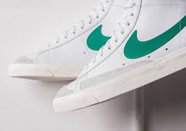 Nike Blazer Mid 77 Vintage Habanero Red Sail White Nike Blazer Vintage Bq6806 300 Release Date Nike Blazer Sneaker Art