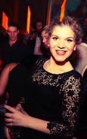 Angela gheorghiu, angela gheorghiu album guardian angel, guardian angel, ines sound & video studi, ioana dan, orchestra nationala home for christmas, piesă interpretată împreună cu loredana şi it's beginning to look a lot like christmas, duet cu ioana dan, fiica angelei gheorghiu. Secretul Incredibil Din Viata Angelei Gheorghiu De Paste A Sarbatorit Cu Fiica Ei Secreta Intr O Casa Cu Amintiri Dureroase