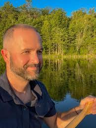 Ellen Converse's Instagram, Twitter & Facebook