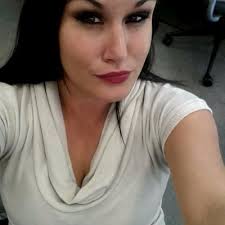 Amber Higgs's Instagram, Twitter & Facebook