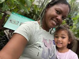 Hi! I'm new to this group. I recently joined because I'm all about helping  others in our village of humanity, uplifting others when needed and just  being a part od something good!