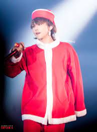 He released his first album at 5 years old. Captain G On Twitter Merry Christmas Santa Gd Gdragon Xmas
