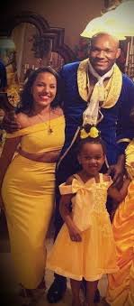 Ufc champion kamaru usman has appeared to have had his twitter account hacked tonight after a tirade of vile messages were posted. Best Photos Of Kamaru Usman S Wife Daughter Law Of The Fist