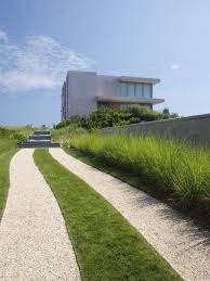Garten Einfahrt Haus Kies Gras Rasen Deko Steinmauer Auffahrt Landschaftsbau Landschaftsdesign Moderne Auffahrt