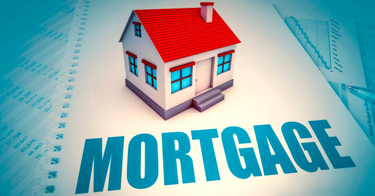 How to Compare Mortgage Lenders Before You Buy a Home