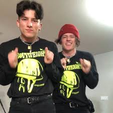 23 3k Likes 140 Comments Tony Lopez Lopez Brothers Lopez Tony On Instagram Song Ended Right When Ondreazlop Tony Cute Teenage Boys Cute Emo Boys