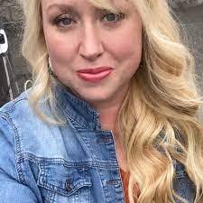 Heather Coover's Instagram, Twitter & Facebook