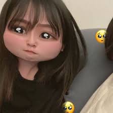 Ami Hirota's Instagram, Twitter & Facebook