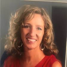 Alexandra Laird's Instagram, Twitter & Facebook