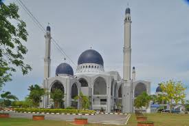 Ya, masjid namira adalah salah satu masjid megah yang berada di lamongan. Portal Rasmi Maik Masjid Al Sultan Ismail Petra