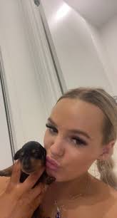 Tia, Woman (str), 18 to 24 yrs