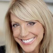 Denise Hedgpeth's Instagram, Twitter & Facebook