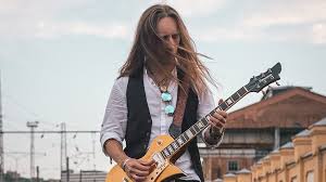We did not find results for: Muzika Gimusi Karantine Zinomas Gitaristas Robertas Semeniukas Pristato Nauja Albuma Lrt