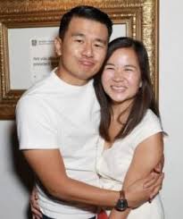 Hannah Pham Bio Family Facts Of Ronny Chieng S Wife
