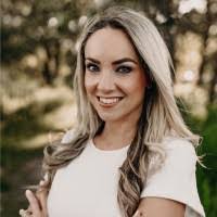 Krista Hudson's Instagram, Twitter & Facebook