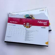 Pada desain kalender duduk / meja 2020 ini dalam satu lembarnya akan menampilkan bulan sesudah dan bulan sebelumnya serta ada kolom untuk catatan juga disetiap halaman menampilkan logo. 5 Design Kalender Meja 2017 Terbaik Yang Dibuat Maucetak Percetakan Jakarta Percetakan Terdekat Percetakan Murah