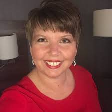 claire simmonds (@simmoslimming)