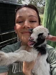 Book our Zookeeper package to experience every single animal encounter!  This package includes: Admission Animal feed All animal encounters It's our  most inclusive package and ideal for guests wanting to have a