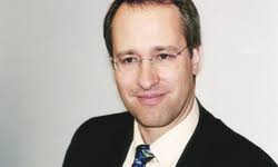 Kg kontrolliert der passionierte schachspieler mit seiner familie knapp 43 prozent der anteile. Grenke Aktie Verleger Norman Rentrop Steigt Beim Leasing Anbieter Ein It Times