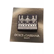 d&g brooch