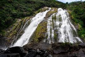 Oko-no-taki Waterfall, Yakushima island - Tourist in Japan