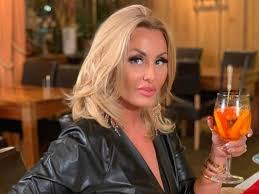 Dagmara kaźmierska stworzyła jedną z najbardziej barwnych postaci w historii polskiej telewizji. Dagmara Kazmierska Zyciorys Kim Jest Wiek Wzrost Waga Instagram Partner Dzieci