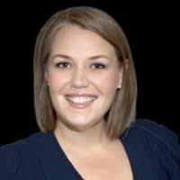 Cara Bishop's Instagram, Twitter & Facebook