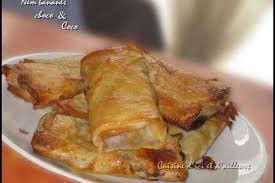 Nems Chococo Bananes Recette Par Chilubru Ptitchef Recette Nems Recette Feuille De Brick