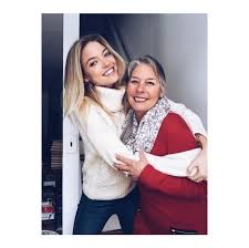 Check spelling or type a new query. Martha Hunt Her Mom Martha Hunt Martha Hunt