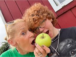 What are some free homeschooling resources including apps, programs, and  curriculums?