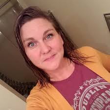 Christy Humpal (@humpalc)