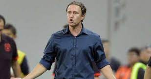 Ce spune vedeta despre separare; Laurentiu Reghecampf A Povestit Cum A Plecat De La Steaua Din Cauza Lui Victor Piturca Nu Ii Port Ranchiuna Lui Sport Ro
