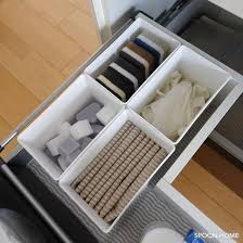 100均セリアの白色洗剤ケースの収納ブログ画像 収納 アイデア インテリア 収納 収納