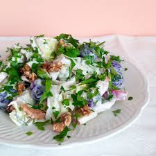 Insalata Di Uva Mele E Noci Dolci Ricette Di Pietro Insalate Ricette Noci