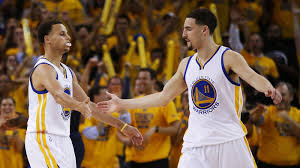 Combine that with typical lock down mem defense that held gs to 39/31% splits and 17 tos, the score makes sense. Warriors Run Away From Cavaliers In Overtime To Take Game 1 Of Nba Finals The Two Way Npr