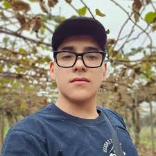 🔴 Este jueves 3 de julio, Meganoticias Prime emitirá el tercer capítulo de  "De Frente", el espacio en que los candidatos presidenciales conversan en  profundidad con el periodista Tomás Mosciatti, ante quien