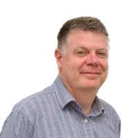 Andrew Collis's Instagram, Twitter & Facebook