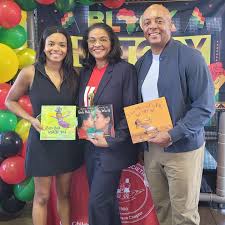 Celebrating Black History Month with heart and soul! Local Owner Operators, Jakki  Thomas and Jonnetta Hardin organized a read-in event