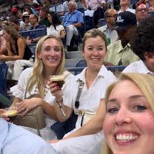 Clare Walsh Greenberg (@clarewgreenberg) · Los Angeles, CA