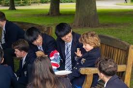 Dollar Academy 留学生サポートの様子
