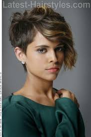 Neueste Damen Sommer Frisur Trends 2018 2019 Mit Tutorials Coiffures Cheveux Courts Cheveux Courts 2017 Cheveux Courts