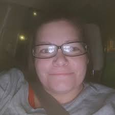 Need help with dog food for small dogs