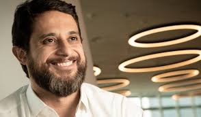 Volvo Car segura repasse do imposto para defender sua estratégia