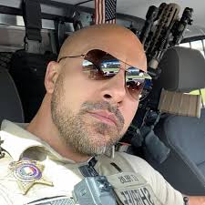 Eric Fields (@efields.lt) • Instagram photos and videos